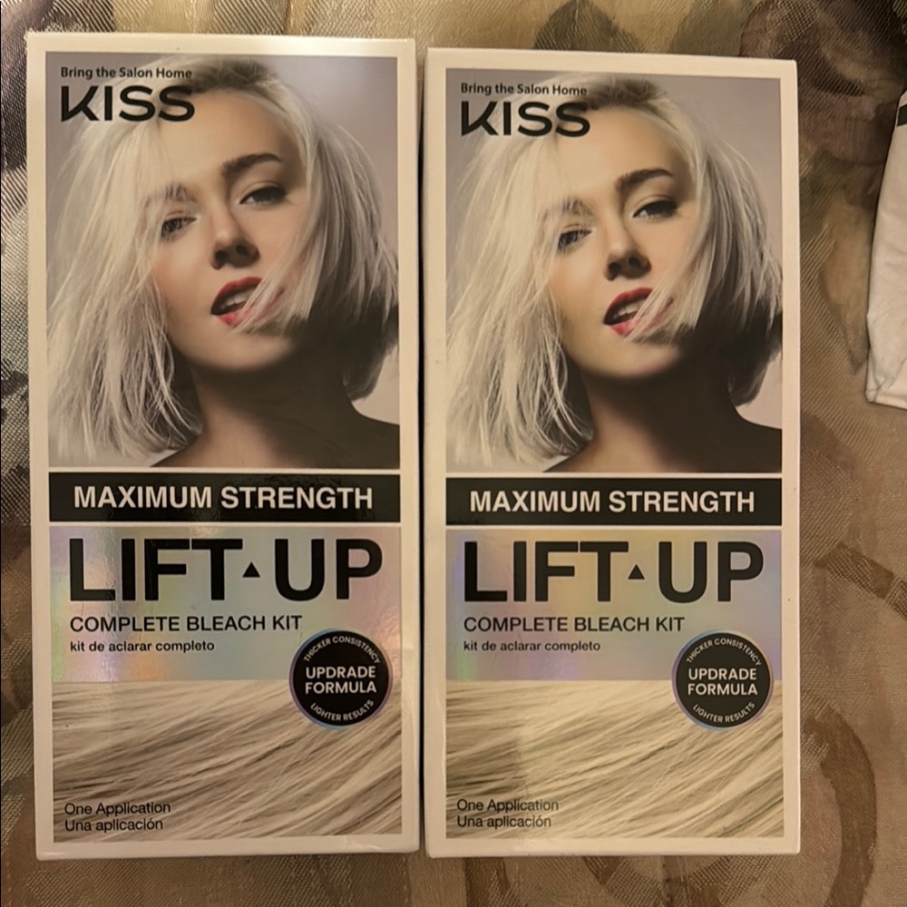 KISS Lift Up Complete Bleach Kit